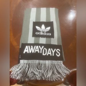 adidas Away Days Scarf (Grey/Black)